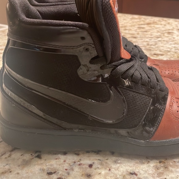 Nike high top kicks - Picture 3 of 3